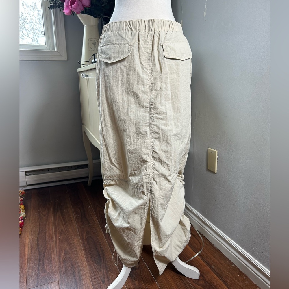 Wilo Gorpcore Parachute Skirt - Adjustable Scrunch Side - Khaki Beige - L